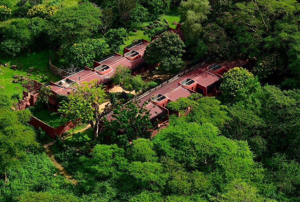 Amboseli Serena Safari Lodge